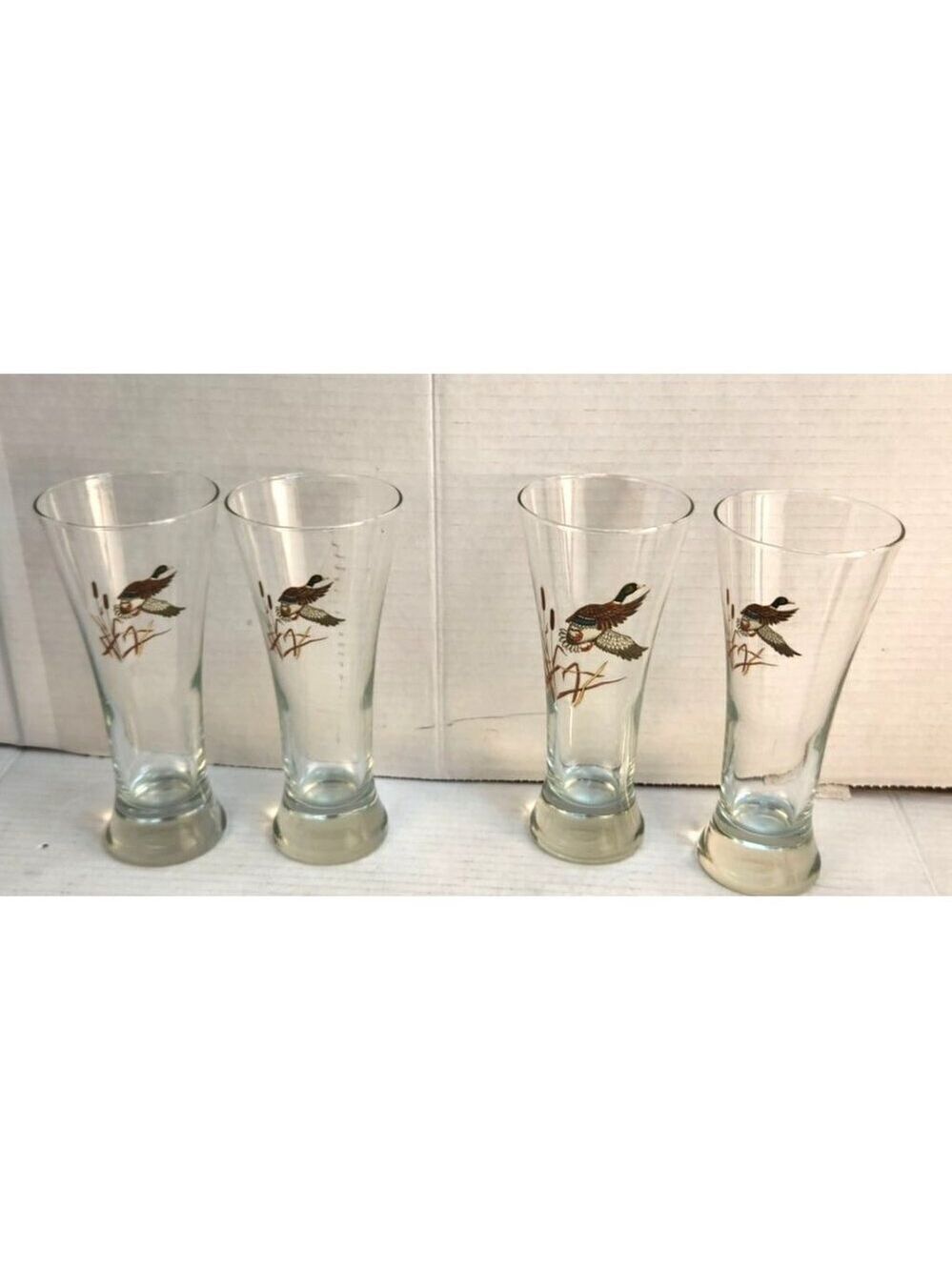 Set Of 4 Vintage Duck Design Pilsner Tall Beer Glasses Clear Barware Collectible